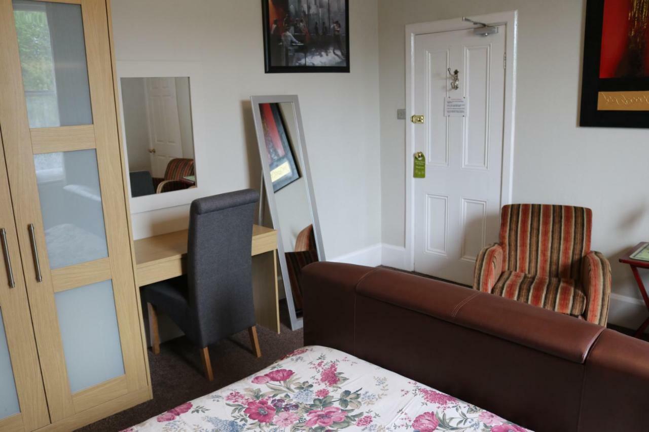 Bed and Breakfast Telford House à Milton Keynes Extérieur photo